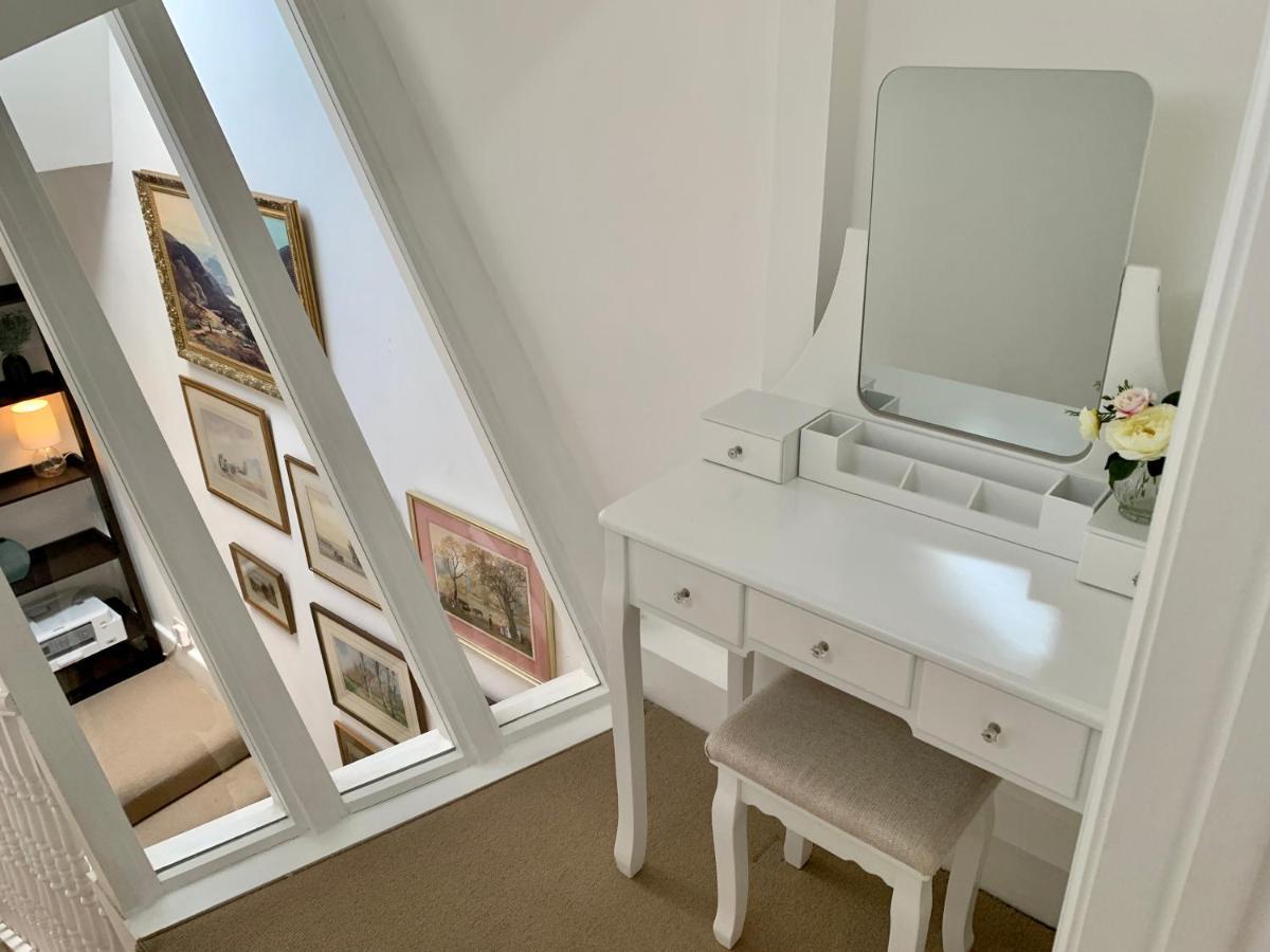 Lovely Newly Refurbished Apartment In Battersea Londres Exterior foto